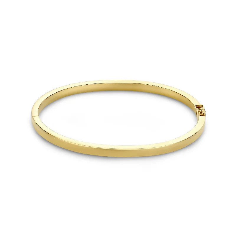 Cour d'Honneur Clara 14 karat gold bangle with rectangular edge