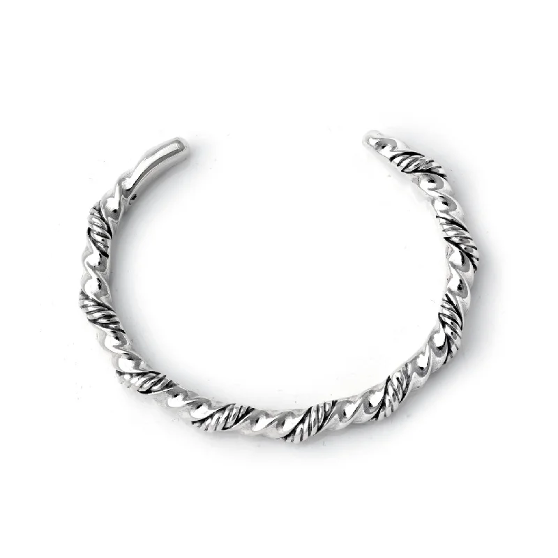 BWL Bracelet - Double Twisted Bangle