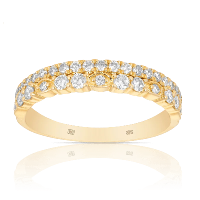 Round Brilliant Cut Diamond Dress Ring set in 9ct Yellow Gold