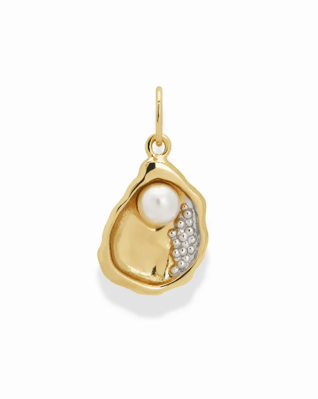 Delta Oyster Charm