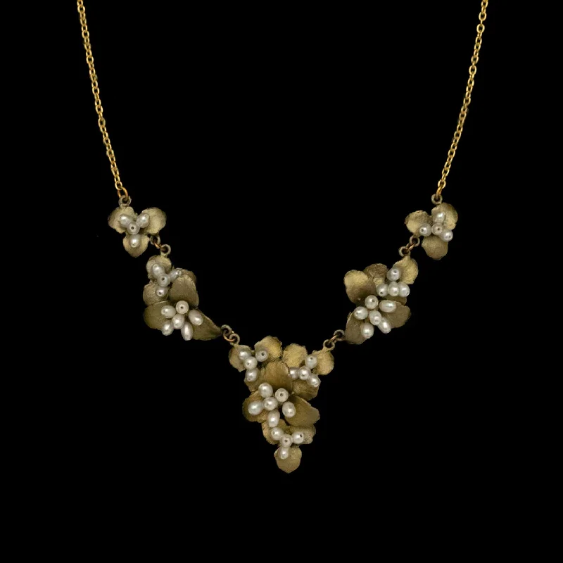 Pachysandra Necklace - Drop