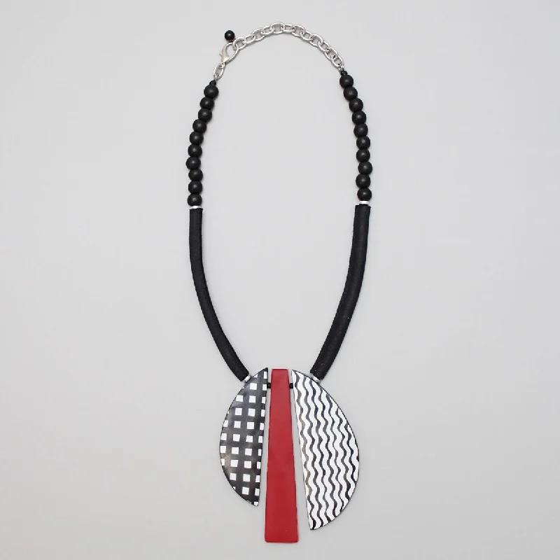 Red Lunetta Necklace